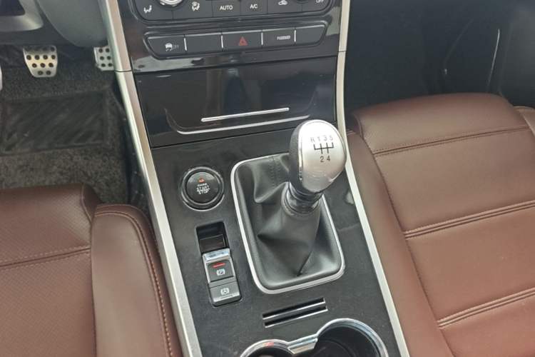 Used Yema T70 2017 T70S Sport Edition 1.5T Manual Elite Model Gear Lever