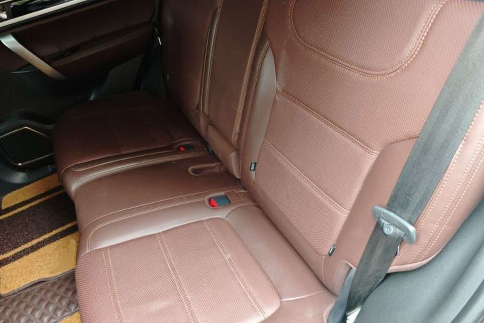 Used Yema T70 2017 T70S Sport Edition 1.8T CVT Flagship Model Left Rear Seat