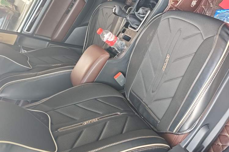 Used Yema T70 2017 1.8L Manual Comfort Model Right Front Seat