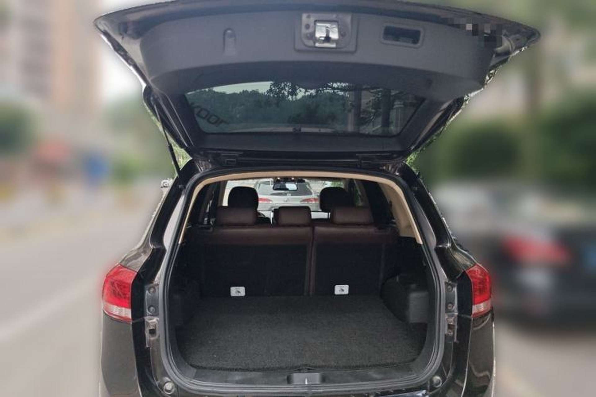 Used Yema T70 2017 T70S Sport Edition 1.8T CVT Flagship Model Trunk