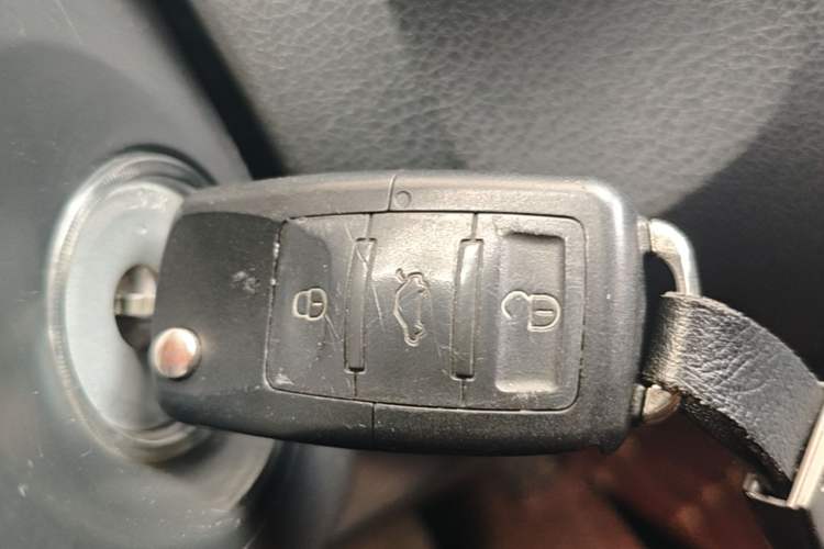 Used Yema T70 2017 1.8L Manual Comfort Model Vehicle Key