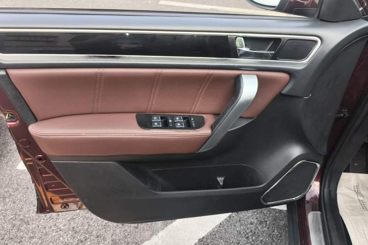 Used Yema T70 2017 T70S Sport Edition 1.8T CVT Flagship Model Left Front Door Interior