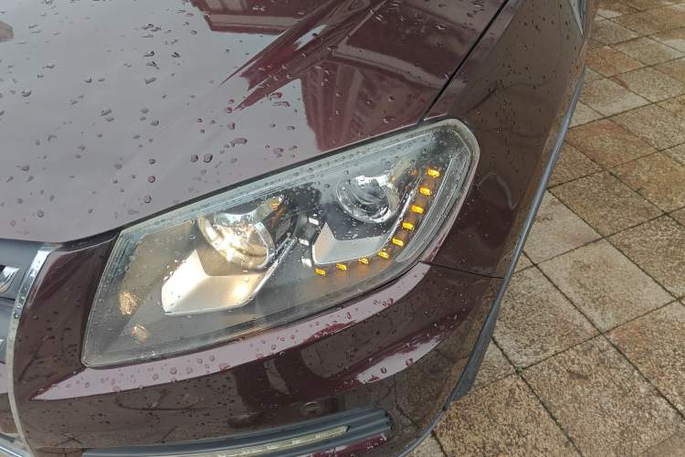 Used Yema T70 2017 T70S Sport Edition 1.8T CVT Flagship Model Left Front Headlight