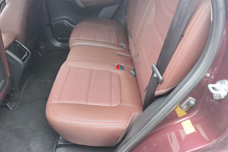 Used Yema T70 2017 T70S Sport Edition 1.8T CVT Flagship Model Left Rear Seat
