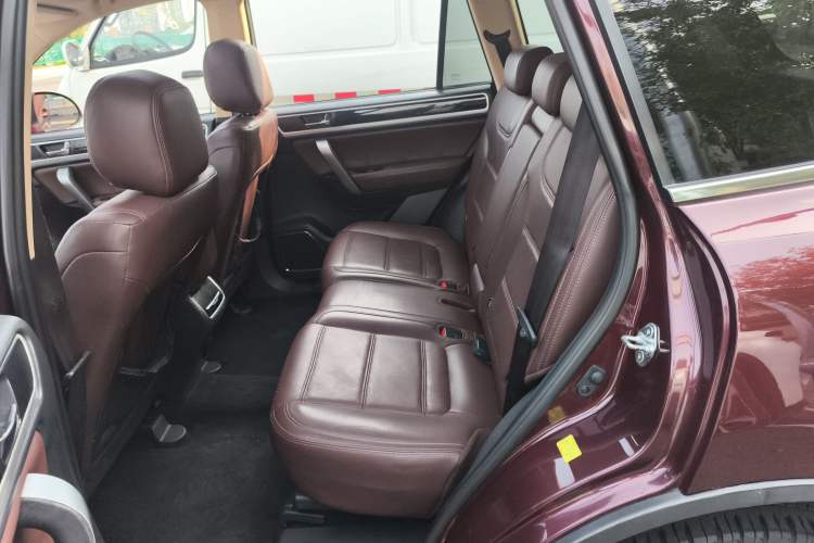 Used Yema T70 2017 T70S Sport Edition 1.8T CVT Flagship Model Left Rear Seat