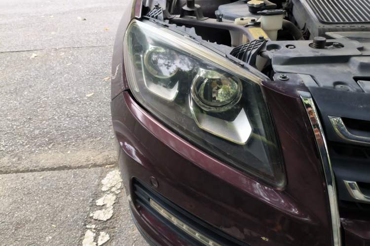 Used Yema T70 2017 T70S Sport Edition 1.8T CVT Flagship Model Right Front Headlight