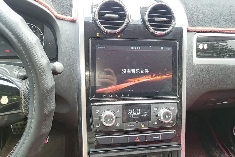 Used Yema T70 2017 T70S Sport Edition 1.5T Manual Leading Model Audio And AC Panel