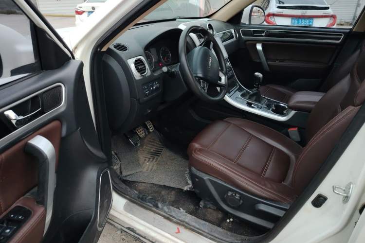 Used Yema T70 2017 T70S Sport Edition 1.5T Manual Leading Model Driver Seat