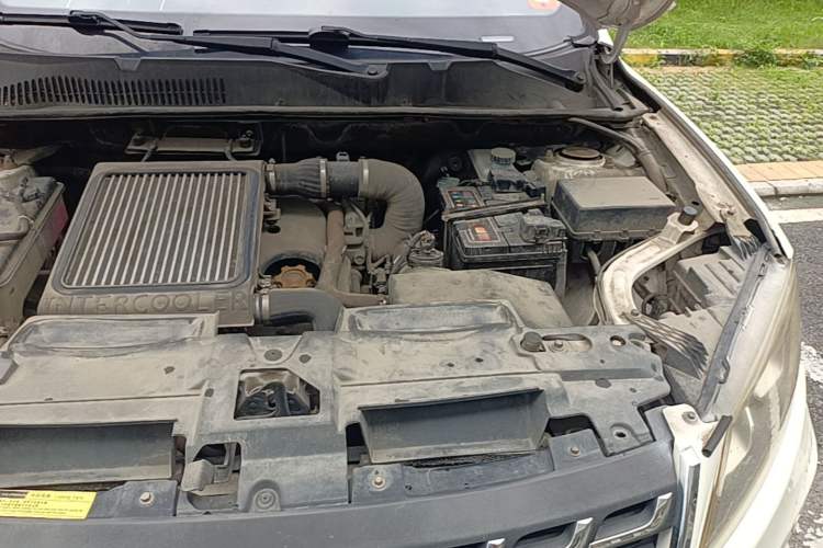 Used Yema T70 2017 T70S Sport Edition 1.8T CVT Flagship Model Engine Bay Left
