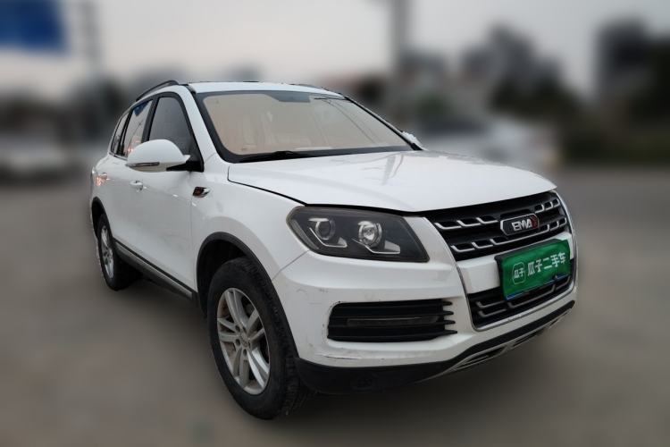 Used Yema T70 2017 T70S Sport Edition 1.5T Manual Leading Model Front Right 45 Deg