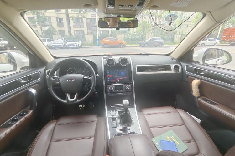 Used Yema T70 2017 T70S Sport Edition 1.5T Manual Leading Model Interior 1