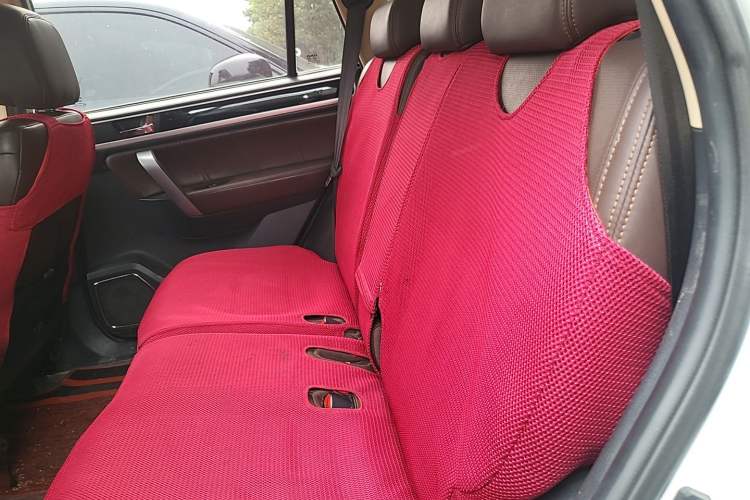 Used Yema T70 2017 T70S Sport Edition 1.5T Manual Leading Model Left Rear Seat