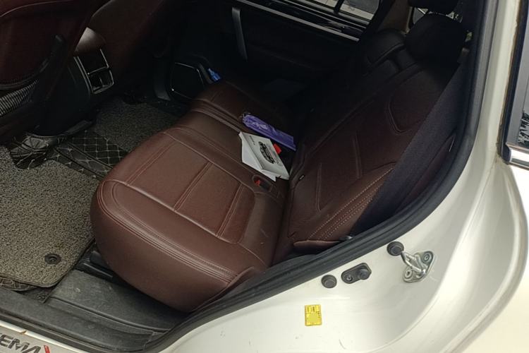 Used Yema T70 2017 T70S Sport Edition 1.8T CVT Flagship Model Left Rear Seat