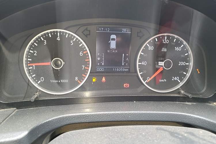 Used Yema T70 2017 T70S Sport Edition 1.5T Manual Leading Model Odometer Close Up