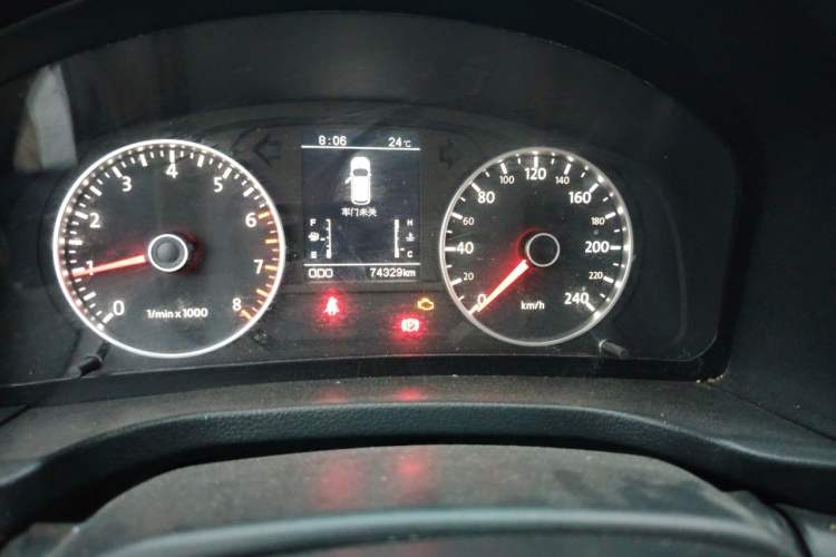 Used Yema T70 2017 T70S Sport Edition 1.5T Manual Leading Model Odometer Close Up