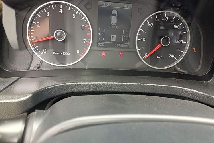 Used Yema T70 2017 T70S Sport Edition 1.8T CVT Flagship Model Odometer Close Up