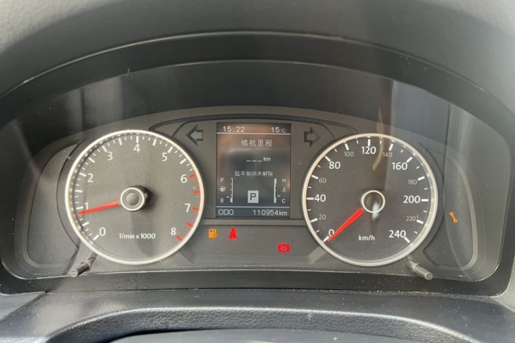 Used Yema T70 2017 T70S Sport Edition 1.8T CVT Flagship Model Odometer Close Up