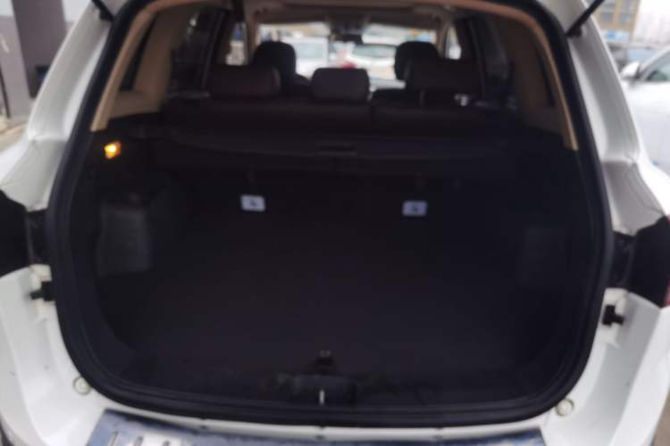 Used Yema T70 2017 T70S Sport Edition 1.8T CVT Flagship Model Trunk