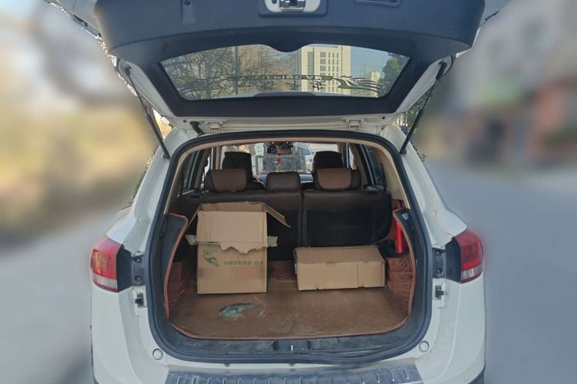 Used Yema T70 2017 T70S Sport Edition 1.8T CVT Flagship Model Trunk