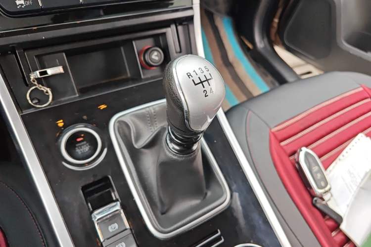 Used Yema T70 2017 T70S Sport Edition 1.5T Manual Luxury Model Gear Lever