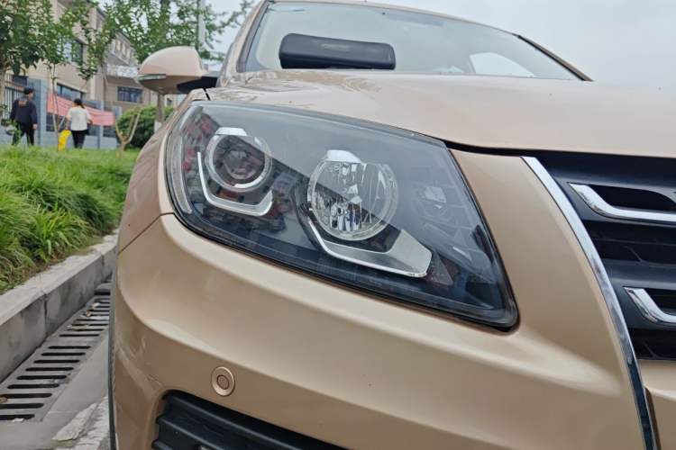 Used Yema T70 2017 T70S Sport Edition 1.5T Manual Luxury Model Right Front Headlight