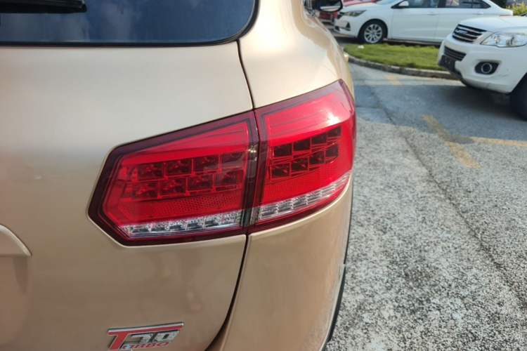 Used Yema T70 2017 T70S Sport Edition 1.5T Manual Luxury Model Right Rear Taillight
