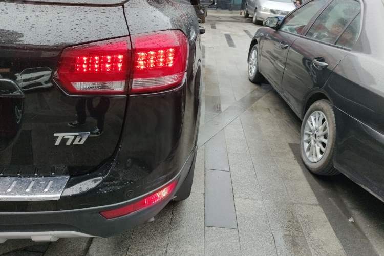 Used Yema T70 2018 T70S 1.8L Manual Value-Added Sunroof Edition Exterior 3