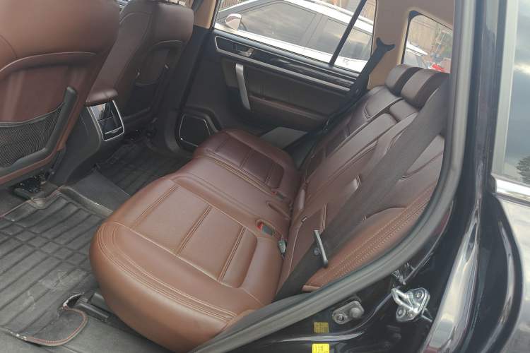 Used Yema T70 2018 T70S 1.8L Manual Value-Added Sunroof Edition Interior 1