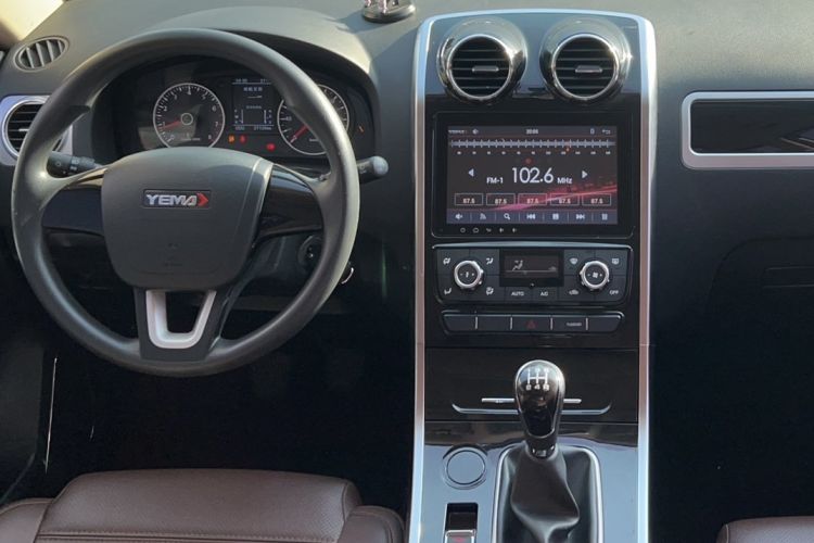 Used Yema T70 2018 T70S 1.8L Manual Value-Added Sunroof Edition Center Console