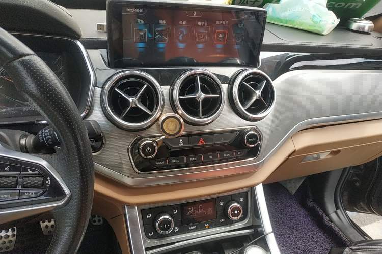 Used Yema T80 2017 1.5T Manual Cool Edition Audio And AC Panel