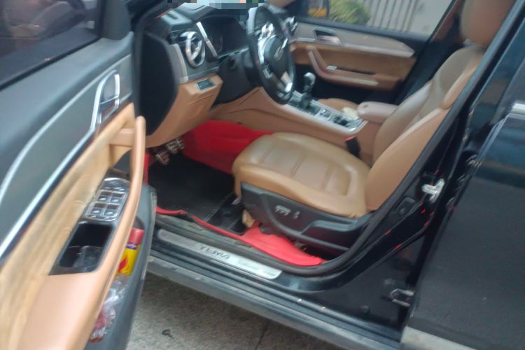 Used Yema T80 2017 1.5T Manual Xuan Dong Edition Interior 3