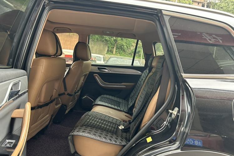Used Yema T80 2017 1.5T Manual Cool Edition Interior 5