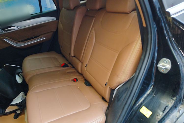 Used Yema T80 2017 1.5T Manual Cool Edition Left Rear Seat