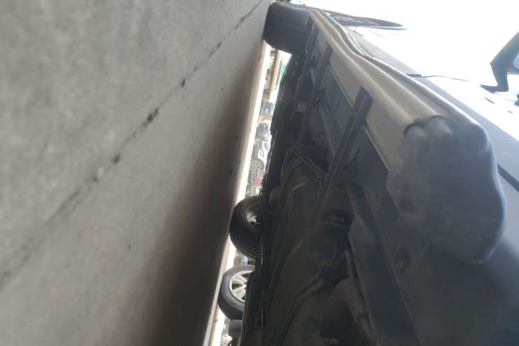 Used Yema T80 2017 1.5T Manual Xuan Dong Edition Left Side Sill