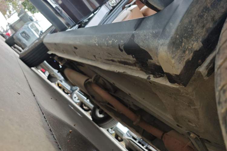 Used Yema T80 2017 1.5T Manual Xuan Dong Edition Right Side Sill