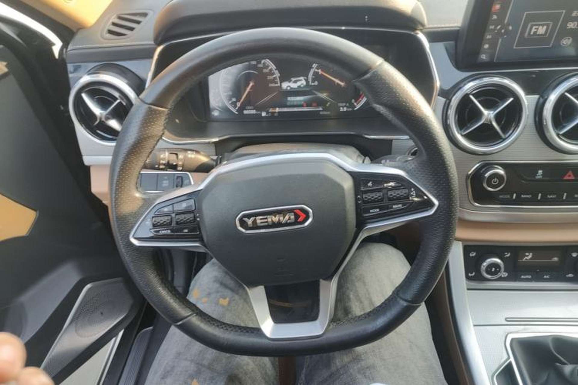 Used Yema T80 2017 1.5T Manual Xuan Dong Edition Steering Wheel