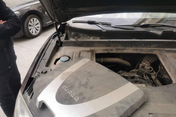 Used Yema T80 2017 1.5T Manual Cool Edition Engine Bay Right