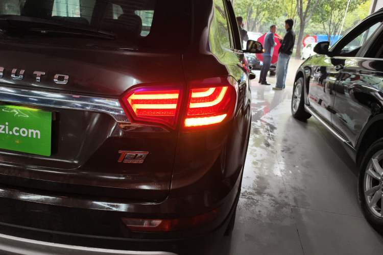 Used Yema T80 2017 1.5T Manual Cool Edition Exterior 6
