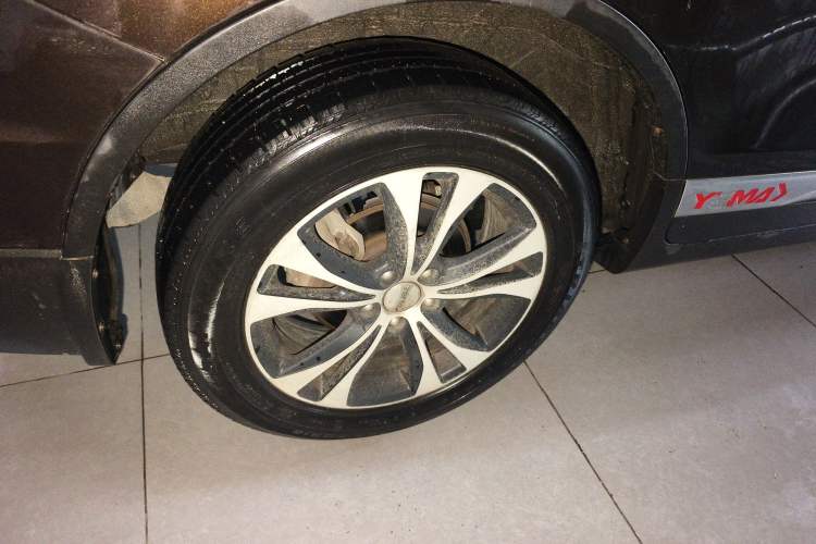 Used Yema T80 2017 1.5T Manual Cool Edition Exterior 8
