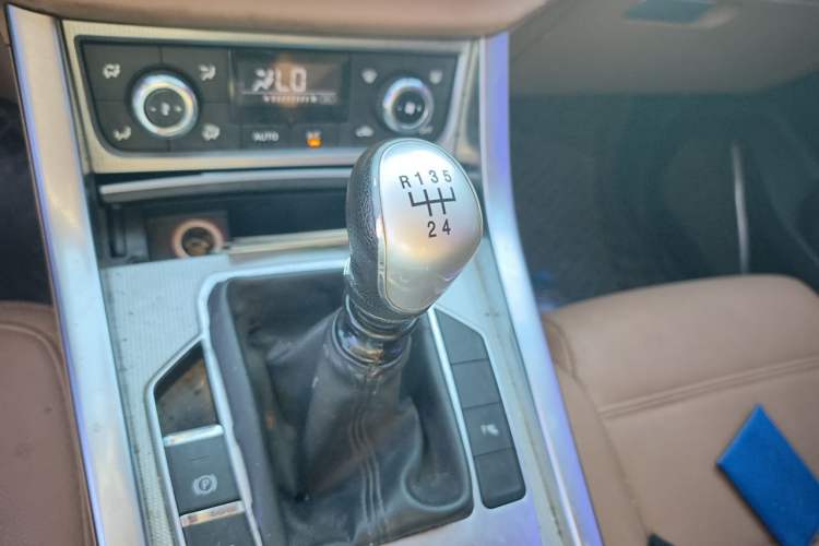 Used Yema T80 2017 1.5T Manual Cool Edition Gear Lever