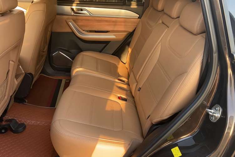 Used Yema T80 2017 1.5T Manual Cool Edition Interior 1