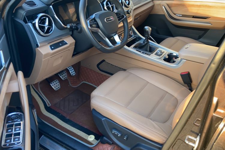 Used Yema T80 2017 1.5T Manual Cool Edition Interior 2