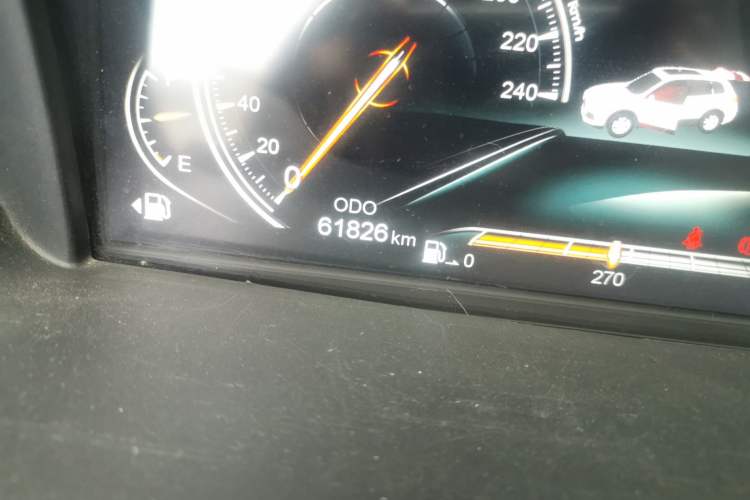 Used Yema T80 2017 1.5T Manual Cool Edition Odometer Close Up