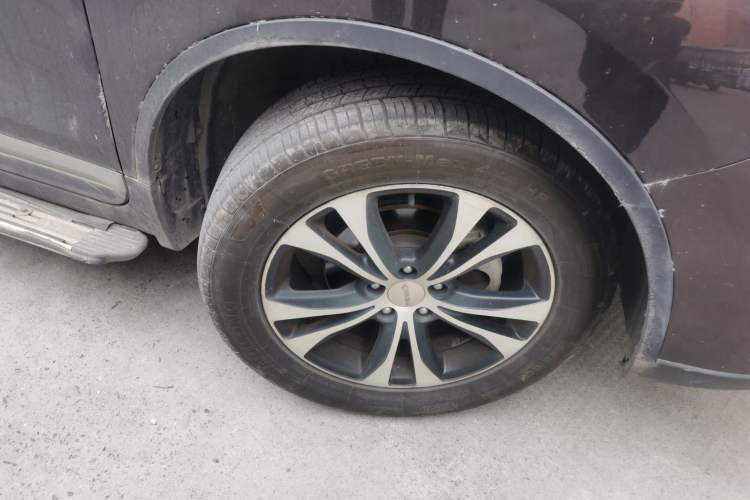 Used Yema T80 2017 1.5T Manual Cool Edition Right Front Wheel Hub