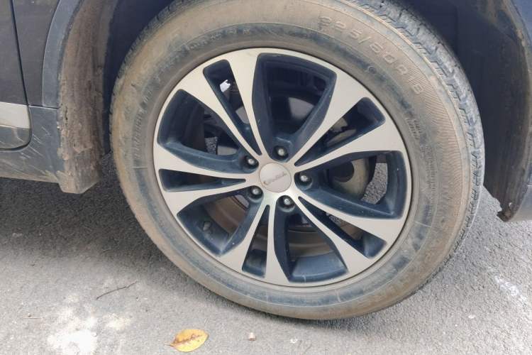 Used Yema T80 2017 1.5T Manual Cool Edition Right Front Wheel Hub