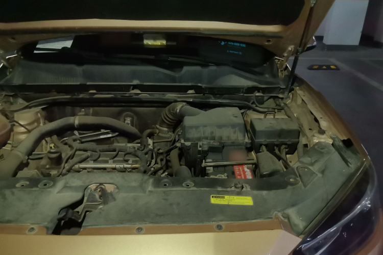 Used Yema T80 2017 1.5T Manual Cool Edition Engine Bay Left