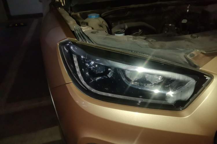 Used Yema T80 2017 1.5T Manual Cool Edition Right Front Headlight