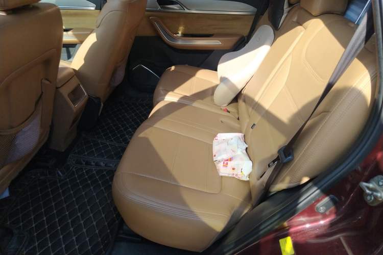 Used Yema T80 2017 1.5T Manual Cool Edition Left Rear Seat
