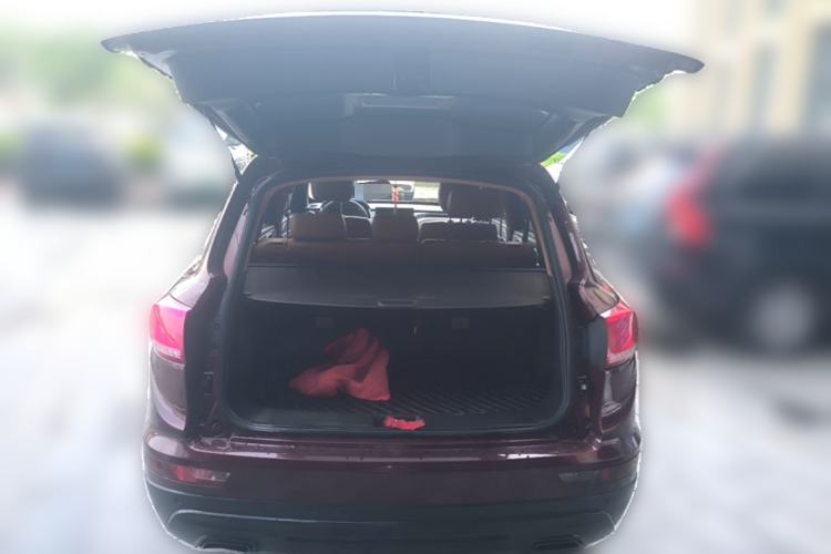 Used Yema T80 2017 1.5T Manual Xuanle Edition Trunk