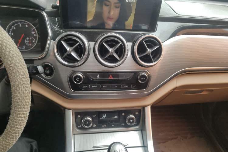 Used Yema T80 2017 1.5T Manual Xuan Dong Edition Audio And AC Panel